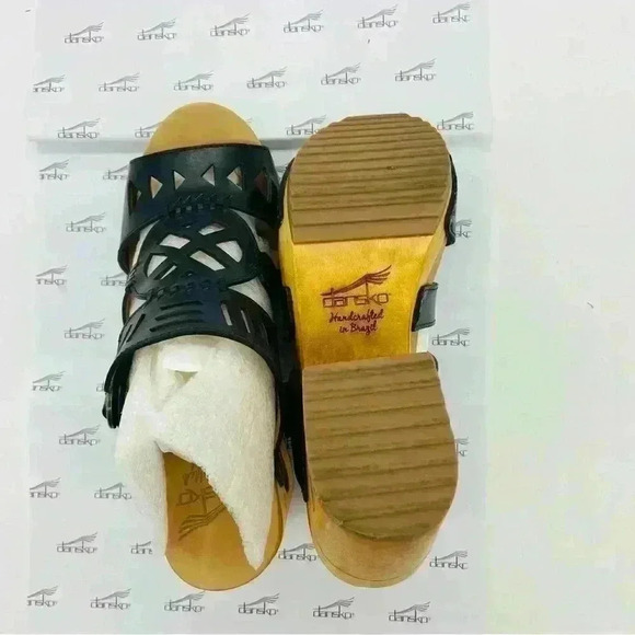Dansko Oralee Leather Black Cut-Out Sandals Size 37